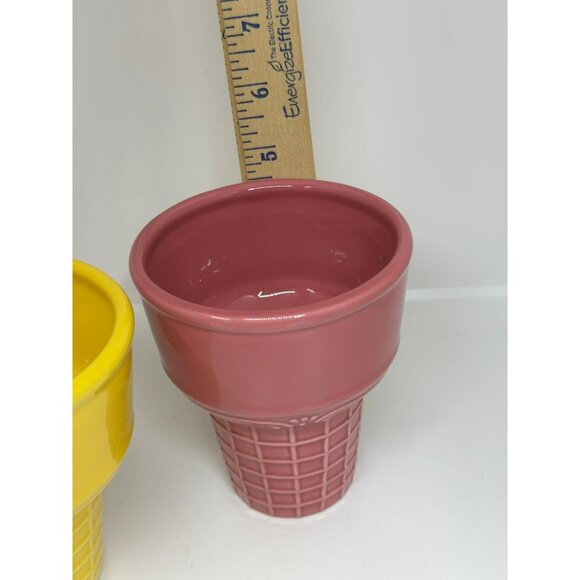 VTG Pfaltzgraff Ceramic Ice Cream Cone Cups Set 2 Yellow & Pink Planters 4"x4.5" - Picture 7 of 9